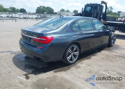 2017 BMW 750I из США, поврежденный, VIN WBA7F0C30HGM21607
